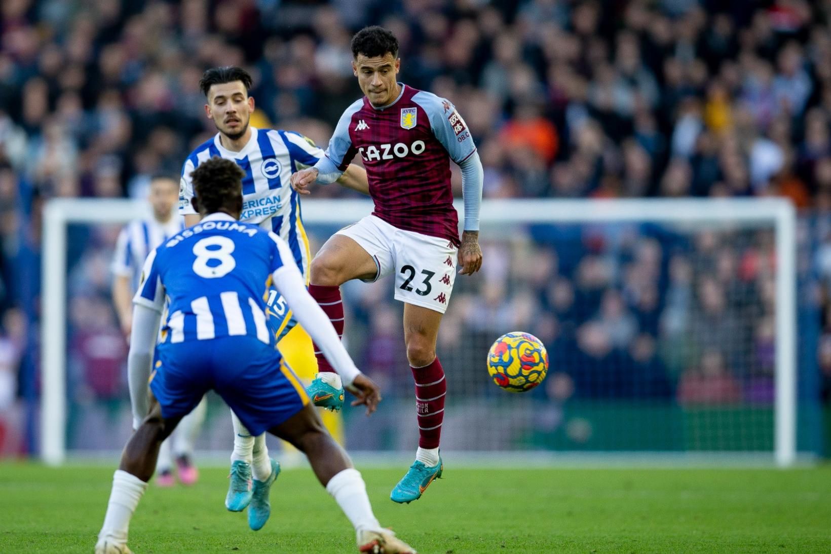 Philippe Coutinho með boltann fyrir Aston Villa í dag.