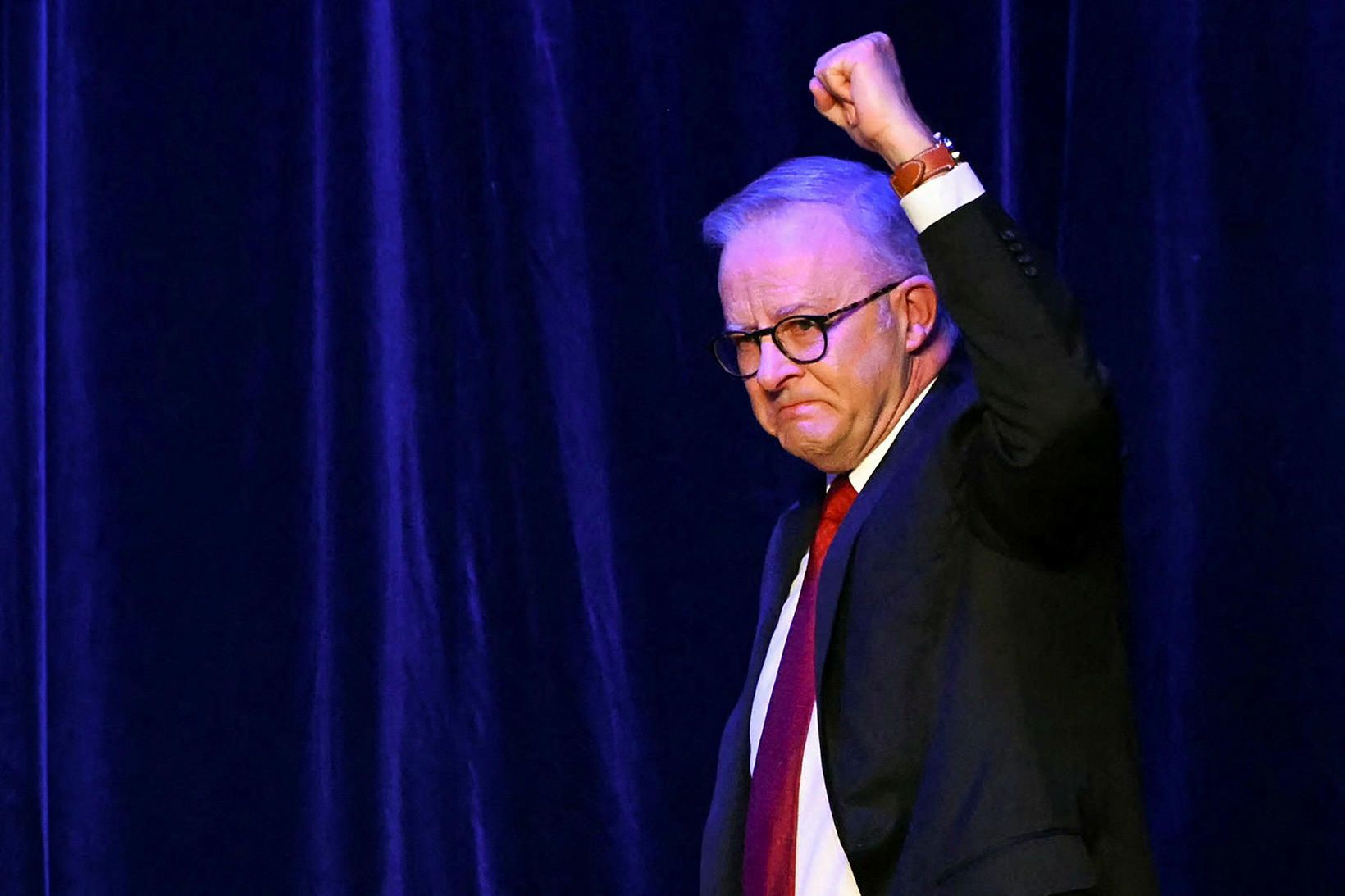Anthony Albanese forsætisráðherra hefur lýst yfir sigri.