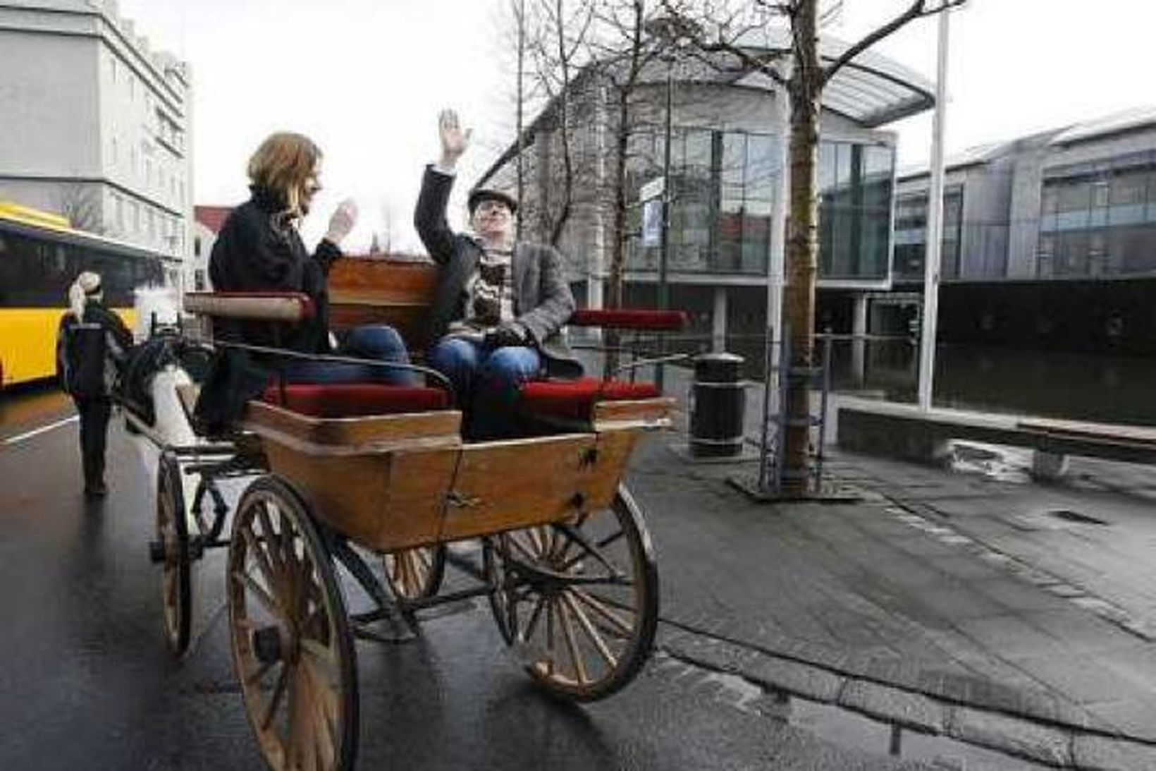 Jón Gnarr og Heiða Kristín Helgadóttir, framkvæmdastjóri Besta flokksins, í …