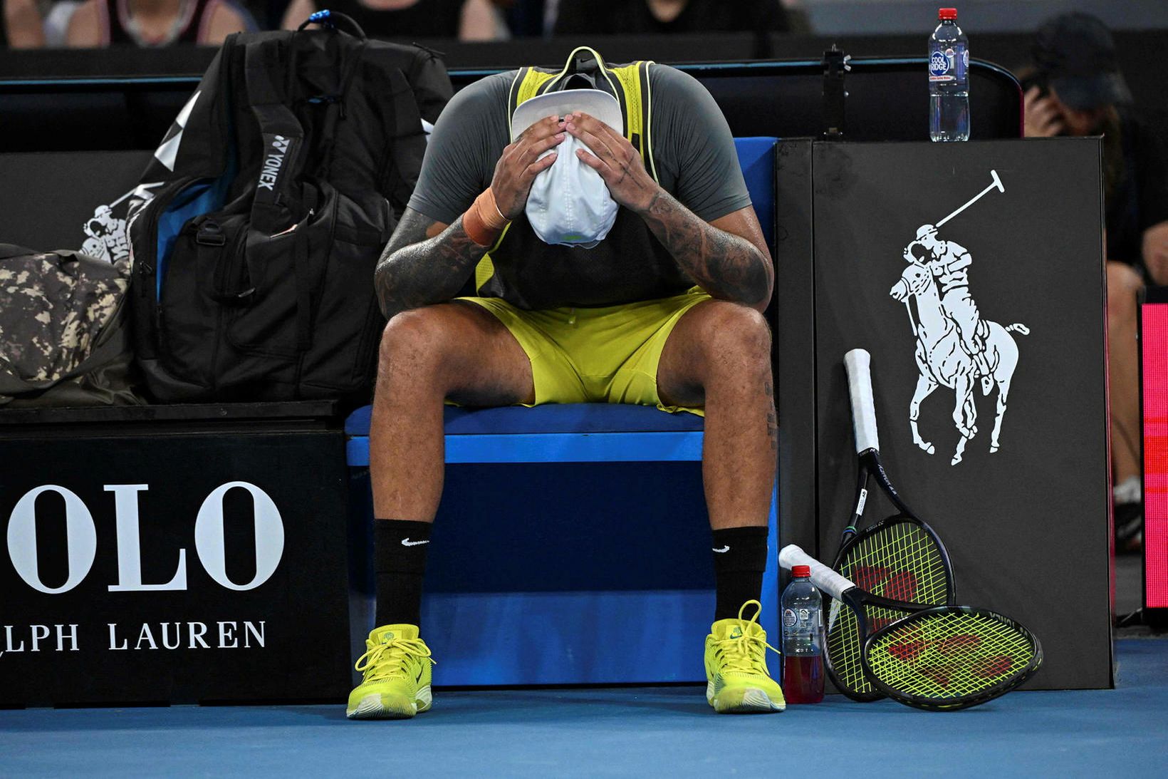 Nick Kyrgios hnípinn eftir tapið í morgun.