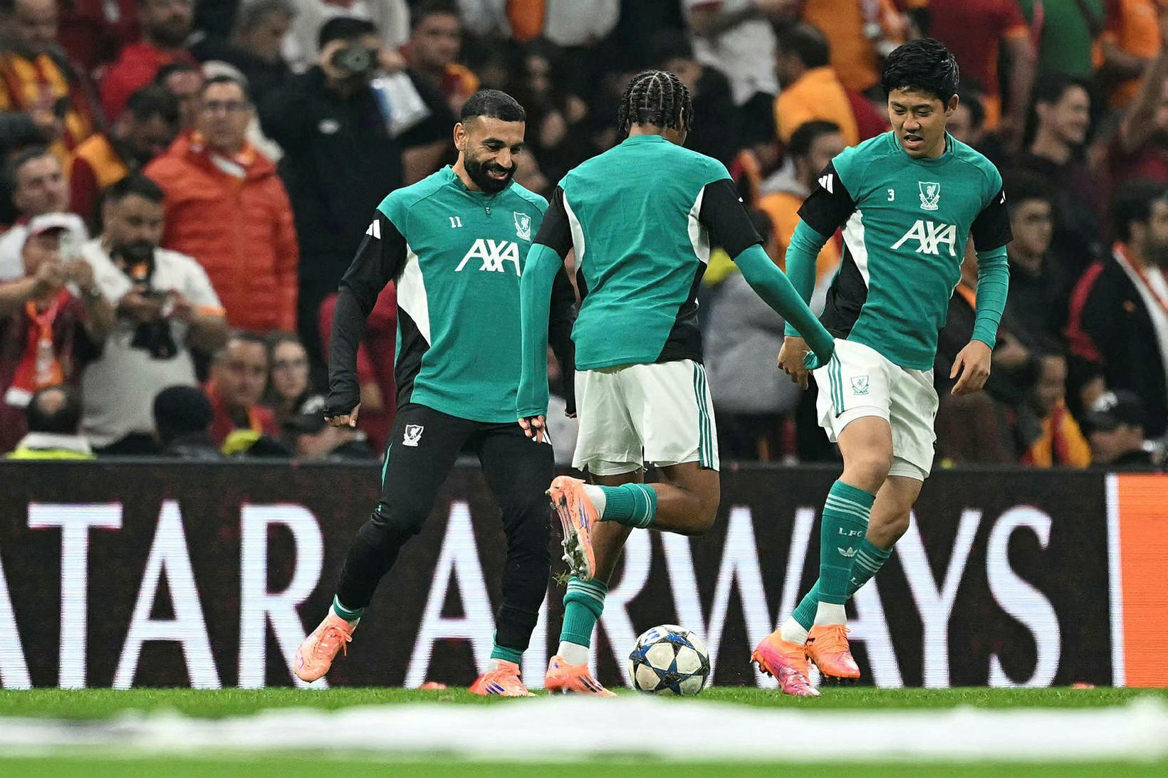 Mohamed Salah og Wataru Endo.