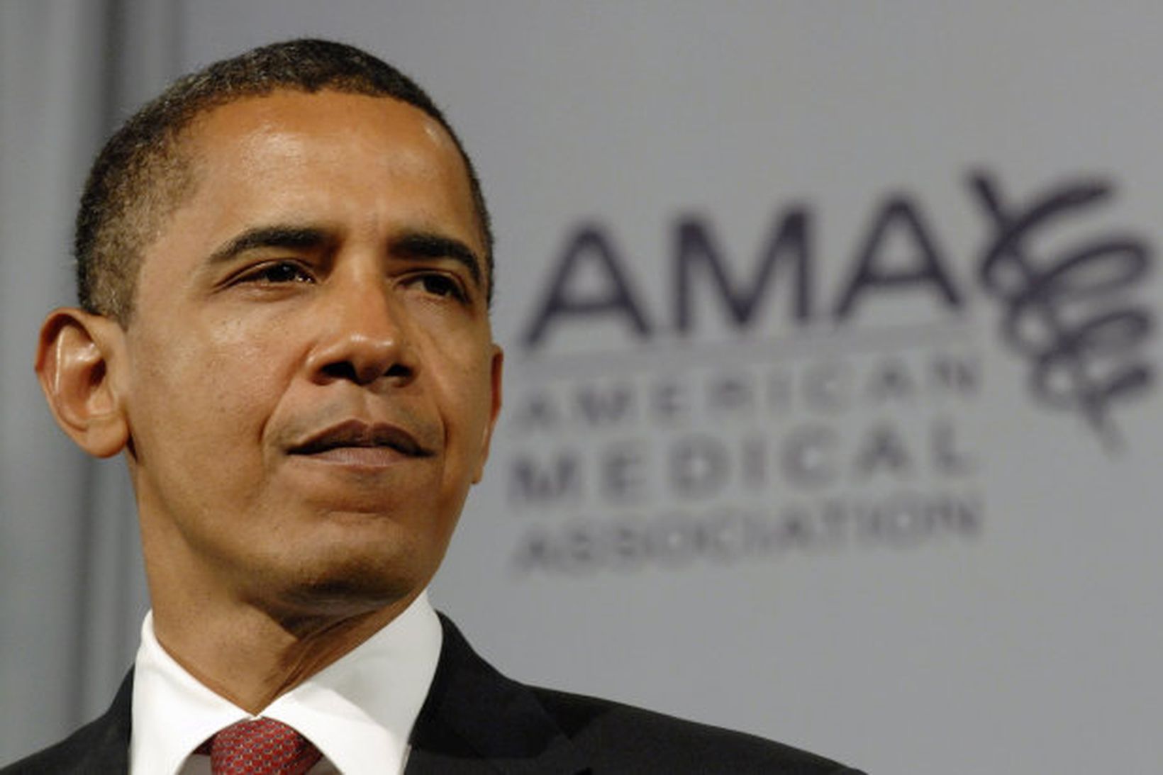 Barack Obama á fundi með bandarísku læknasamtökunum, American Medical Association, …