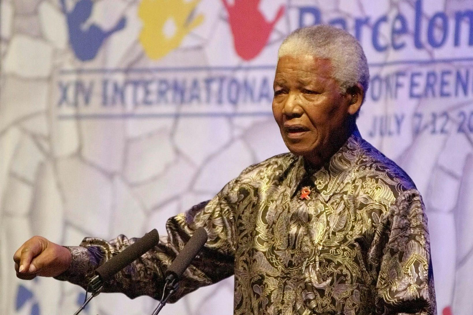 Nelson Mandela barðist gegn aðskilnaðarstefnunni í Suður-Afríku og varð forseti …