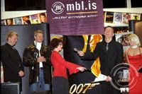 James Bond leikur B&L og mbl.is.