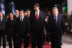 Nicolas Maduro, varaforseti Venesúela, verður settur í embætti forseta landsins í kvöld.