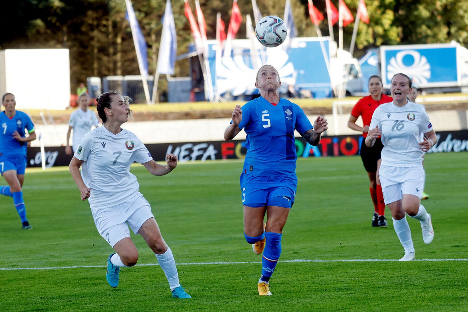 Gunnhildur Yrsa Jónsdóttir í leik með íslenska landsliðinu gegn Hvíta-Rússlandi …