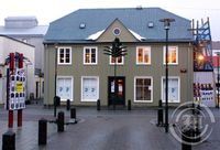 Hitt húsið
