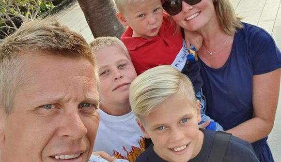 Vita oft meira um Tenerife en Ísland