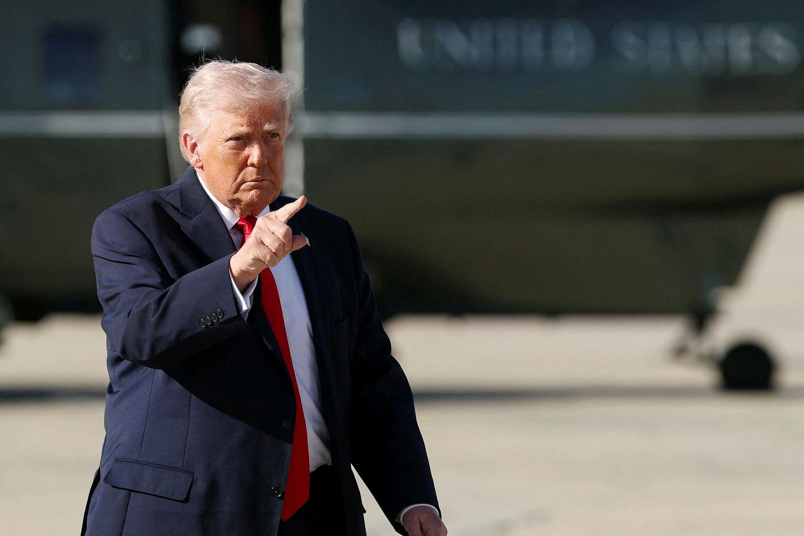 Trump sama um niðurstöðu friðarviðræðnanna