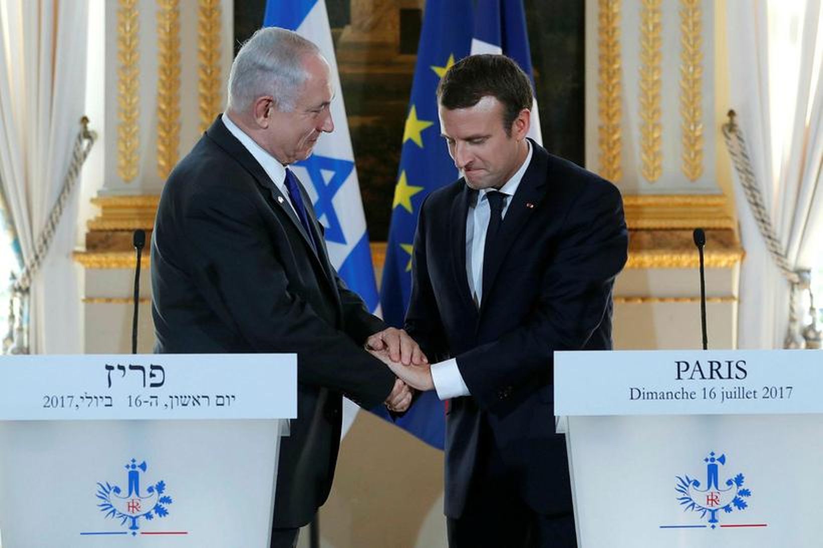 Benjamin Netanyahu, forsætisráðherra Ísrael og Emmanuel Macron, forseti Frakklands við …