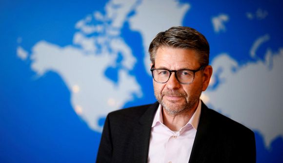 Össur ætlar að endurgreiða hlutabætur