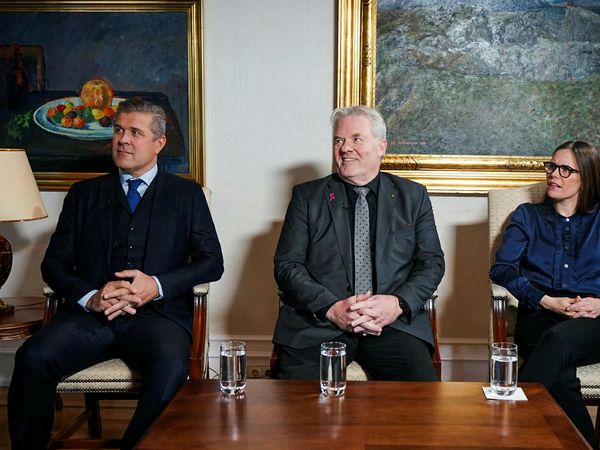 The leaders of the three parties in government, Bjarni Benediktsson, Minister of Foreign Affairs, Sigurður Ingi Jóhannsson, Minister of Infrastructure and Katrín Jakobsson, the Prime Minister.