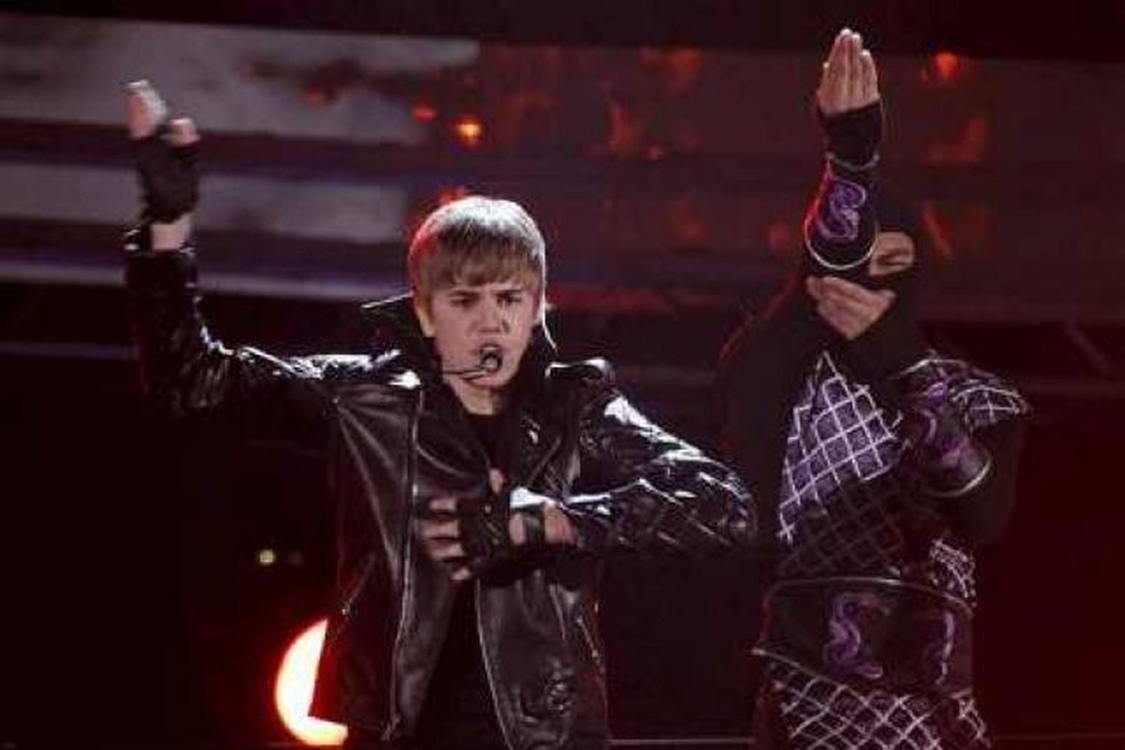 Bieber kom fram á Grammy verðlaunahátíðinni í Los Angeles um …