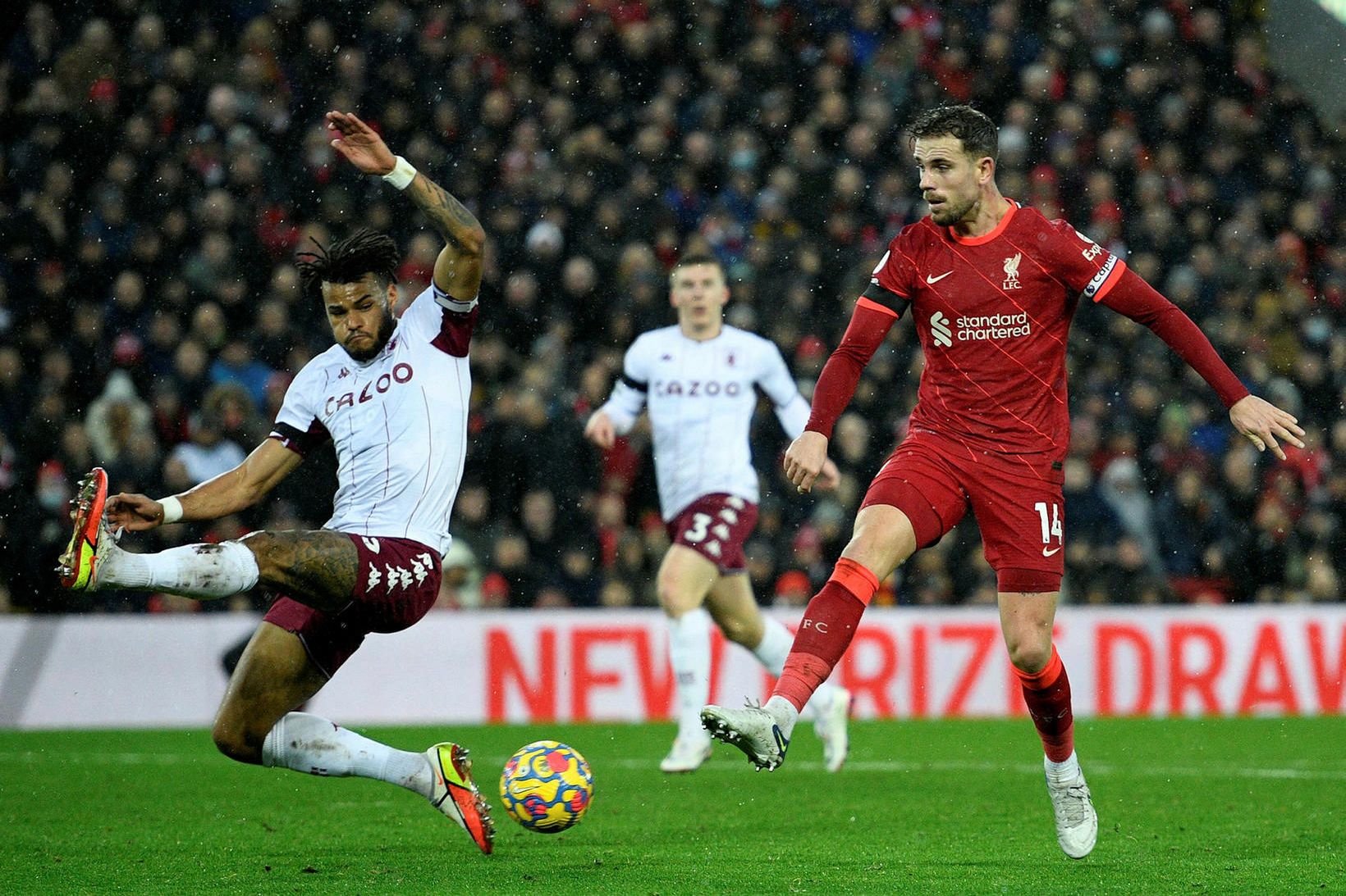 Jordan Henderson, fyrirliði Liverpool, sat fundinn í dag.