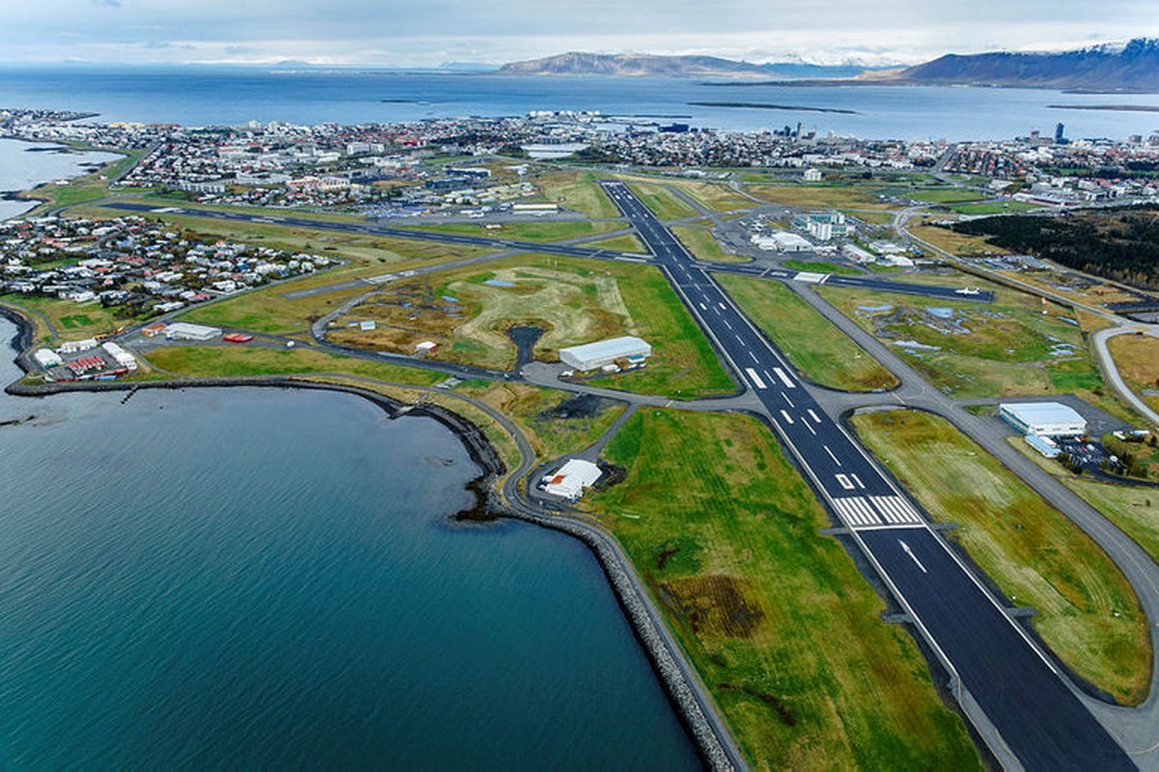 Deiliskipulagi Reykjavíkurflugvallar er lítillega breytt vegna aðkomutengingar við fyrirhugaða Fossvogsbrú.