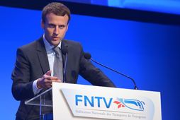 Emmanuel Macron fékk það hlutverk frá Francois Hollande forseta, að knýja fram efnahagslegar umbætur og …