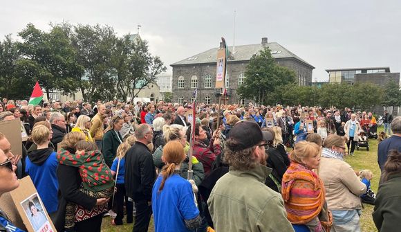 „Verum manneskjur, ekki lítil skítseiði“ 