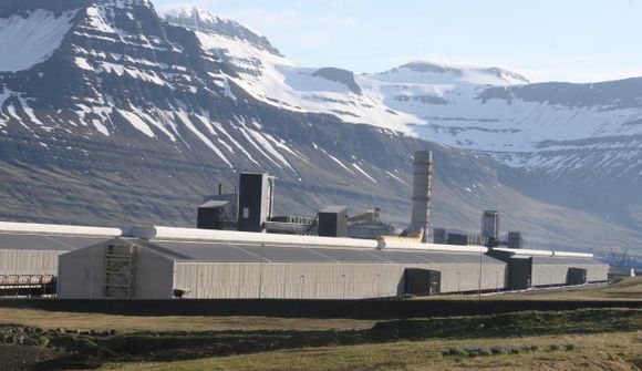 Alcoa Fjarðarál hrósar starfsmönnum Landsnets