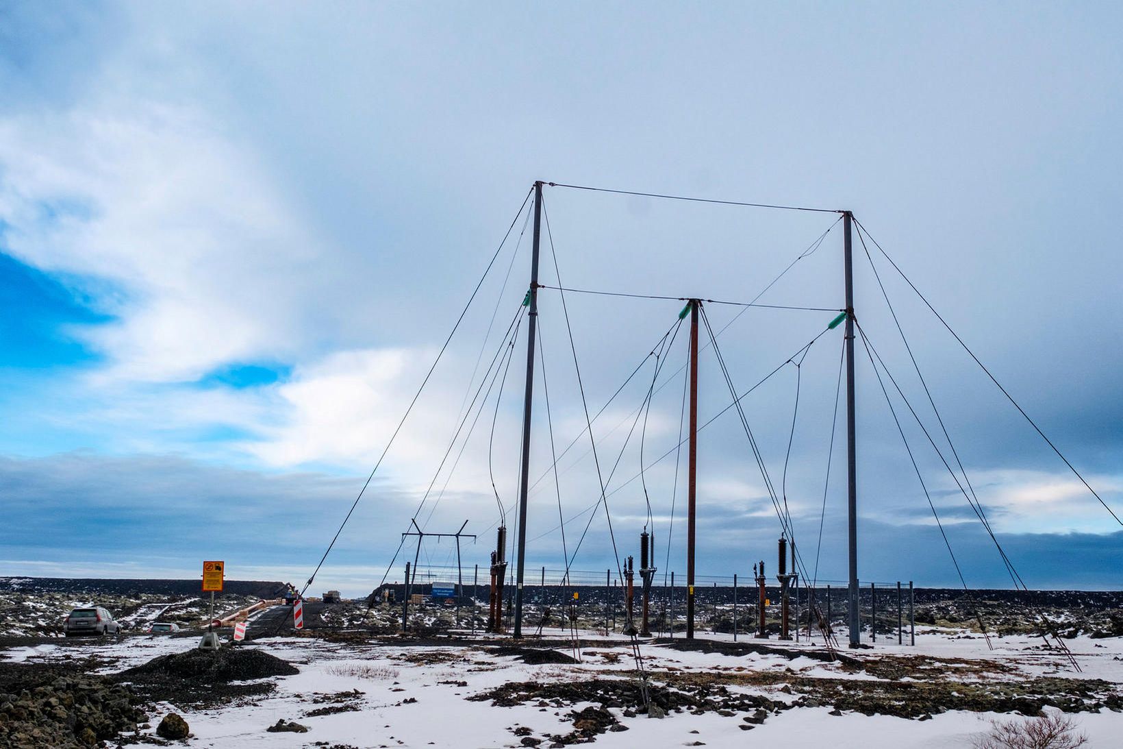 Raflínur HS Orku á Reykjanesi.