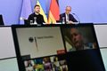 Netfundur Volodómír Selenskí og Friedrich Merz í Berlín í gær en þeir ræddu við forseta Bandaríkjanna og fleiri vestræna leiðtoga á netfundi. <font color="#000000" face="source-sans-pro, Arial, sans-serif"> </font>