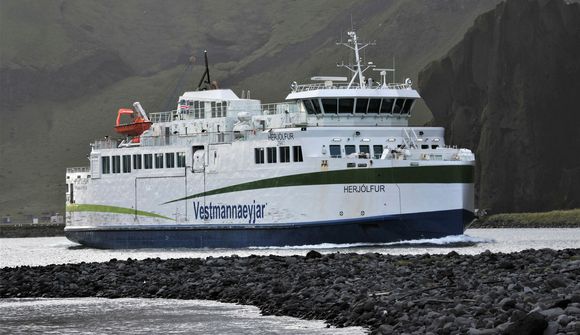 Samningur um Herjólf endurskoðaður