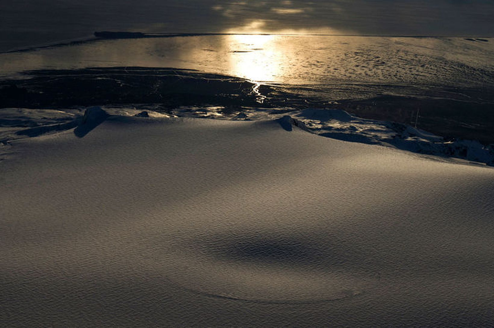 Tengsl milli jöklabráðnunar og eldgosa