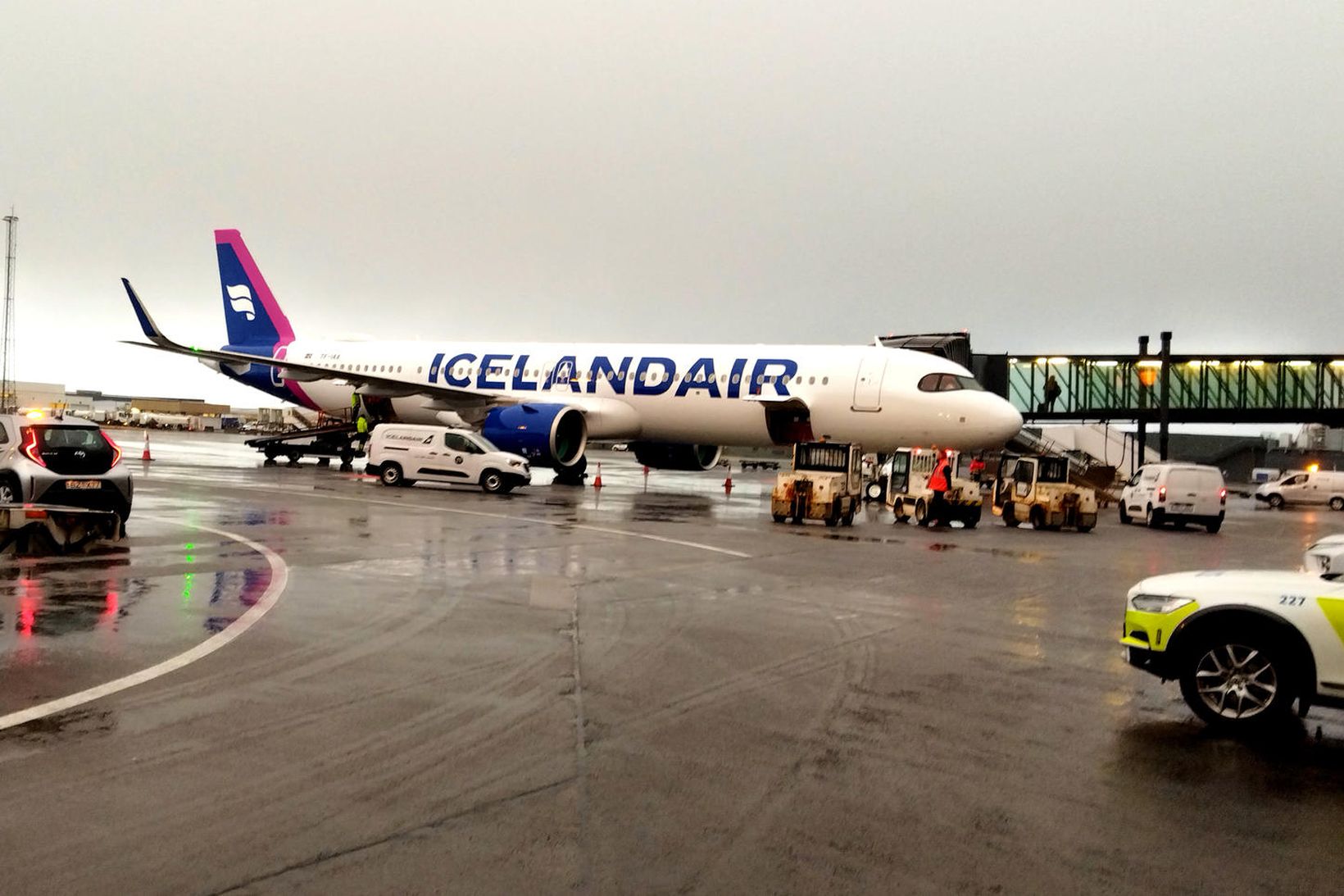 Icelandair er í samskiptum við Boeing um viðgerðaráætlun flugvélarinnar. Mynd …