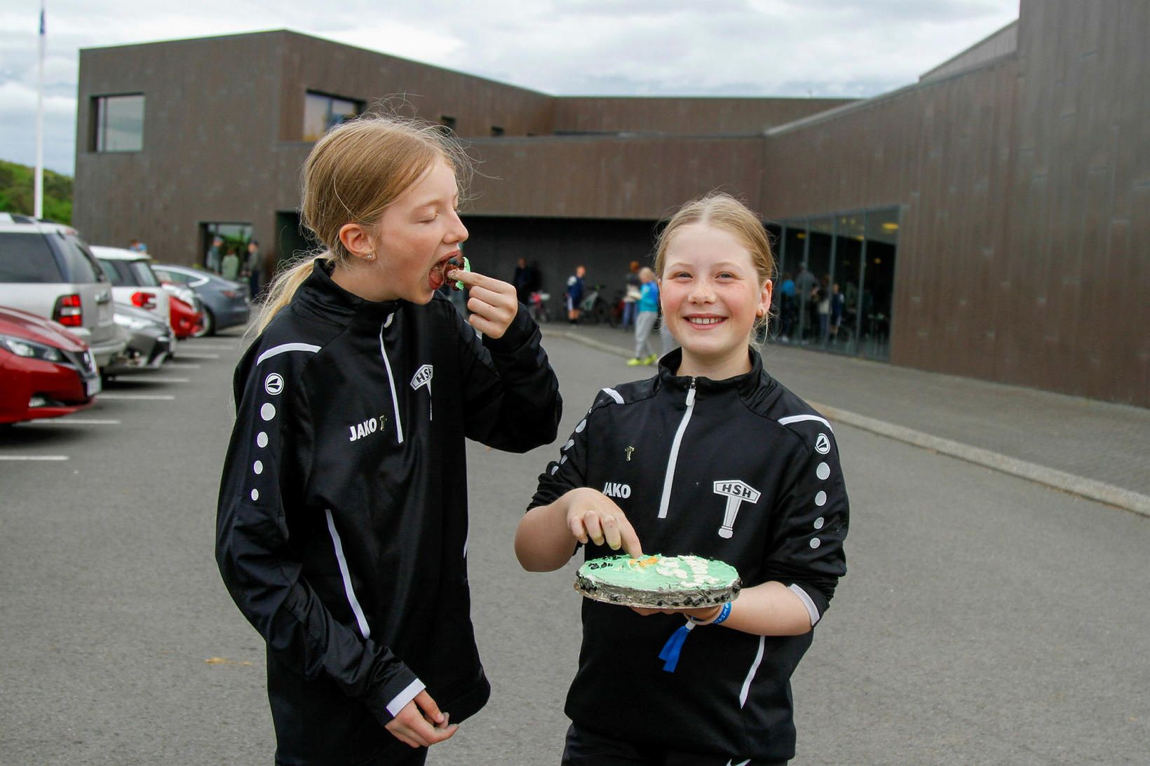 Rúmlega 400 keppendur tóku þátt í kökuskreytingakeppni.