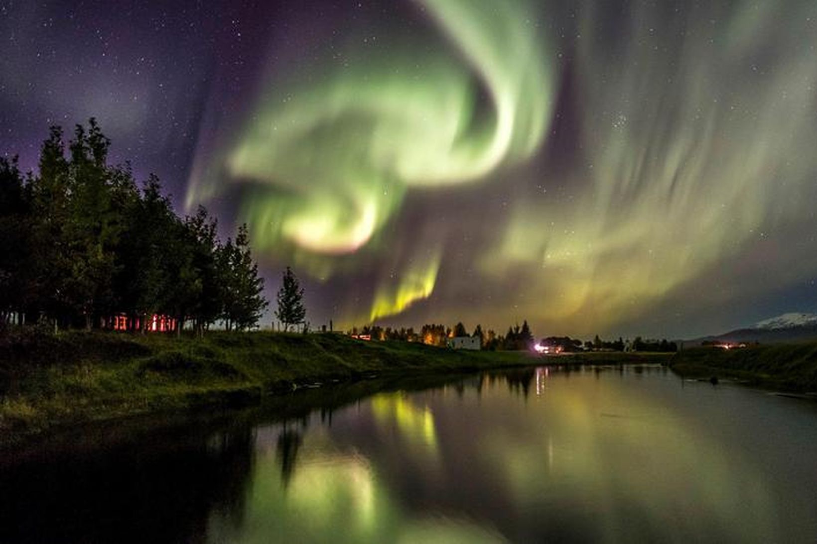 Norðurljósin geta svo sannarlega verið tilkomumikil hér á landi.