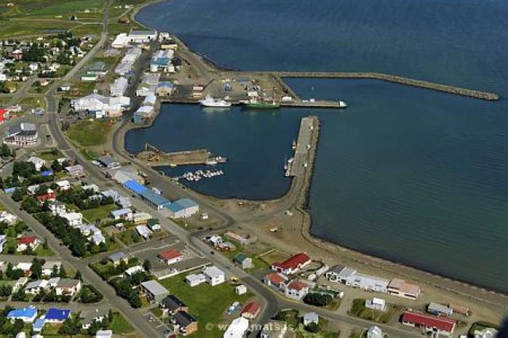 Tekjur Dalvíkurbyggðar voru samtals 1.820 milljónir árið 2014.