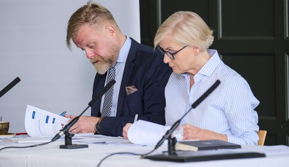 Beint: Kynna ákvörðun peningastefnunefndar 