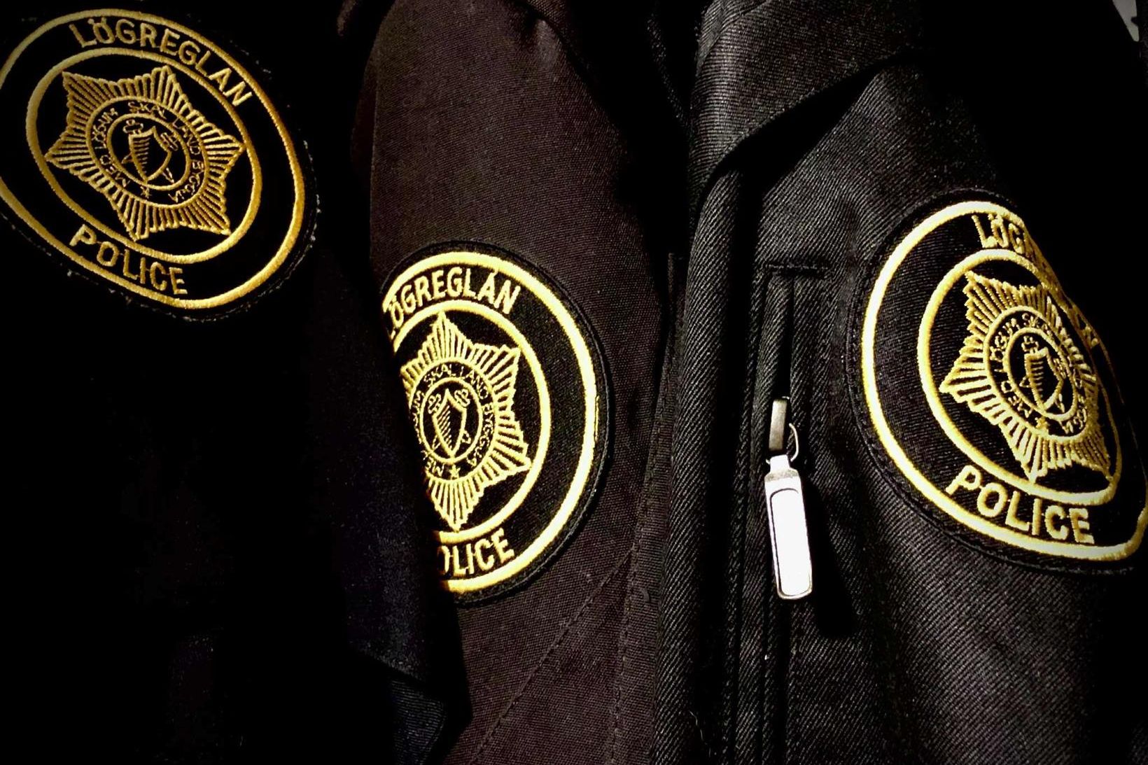 Betlurum gert að láta af háttsemi sinni