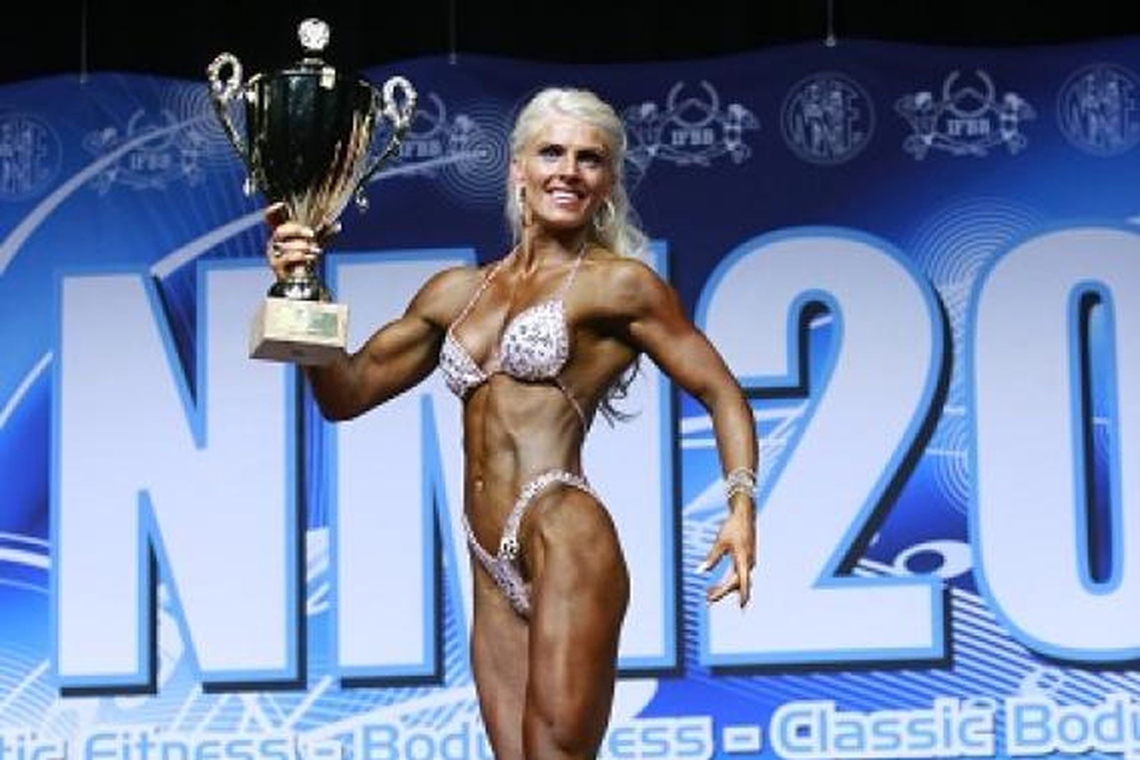 Sólrún M. Stefánsdóttir varð Noregsmeistari í Body fitness síðustu helgi.