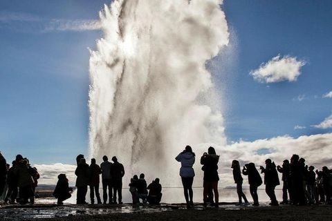 Tourists in the Geysir hotspring area.
