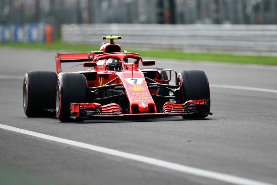 Kimi Räikkönen á leið til sigurs í tímatökunni í Monza.