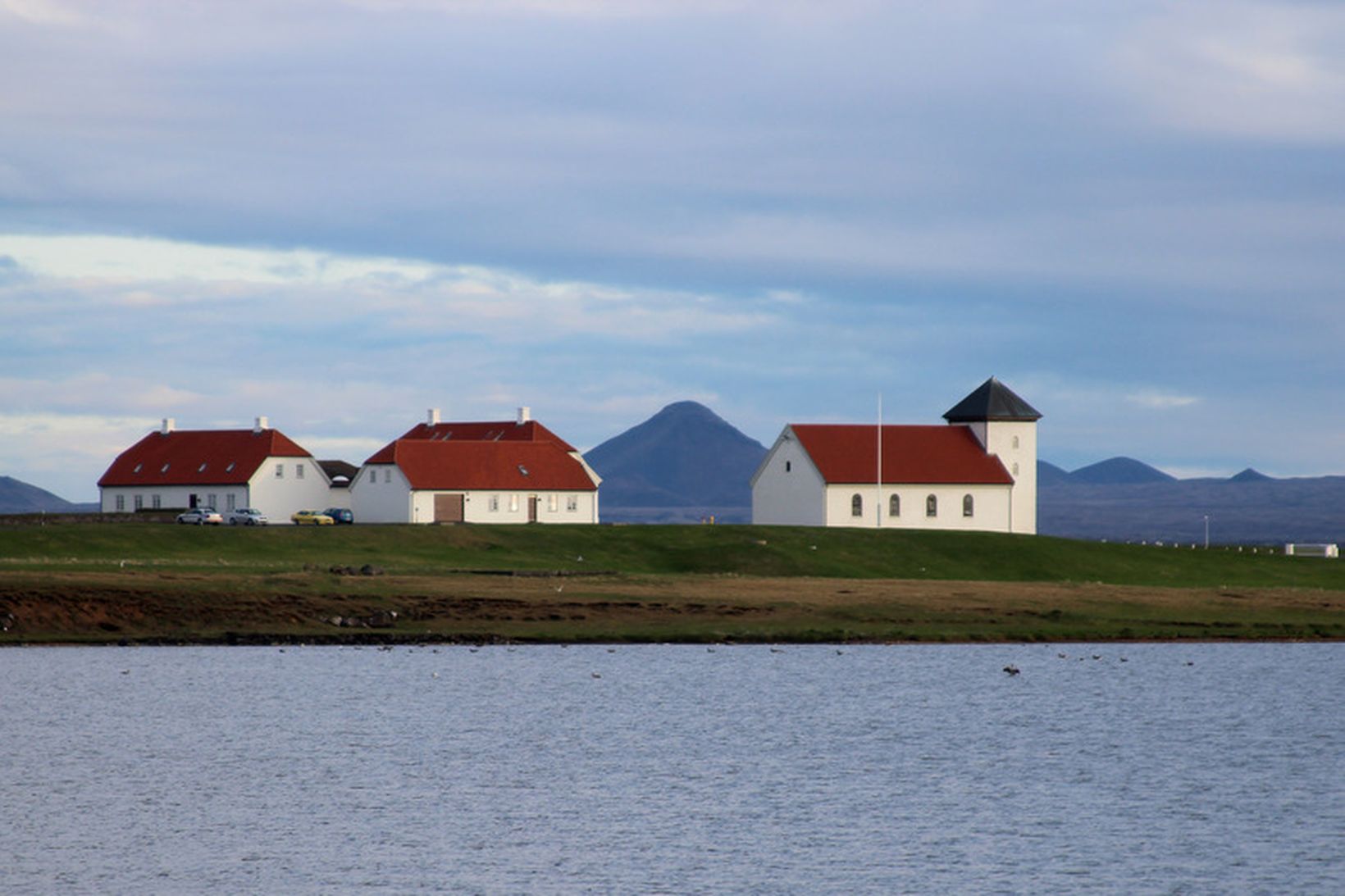 Laun forseta Íslands heyra meðal annars undir kjararáð.