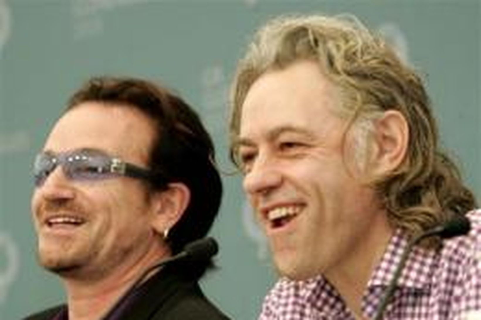 Bono og Geldof á blaðamannafundi að loknum G-8 fundinum í …