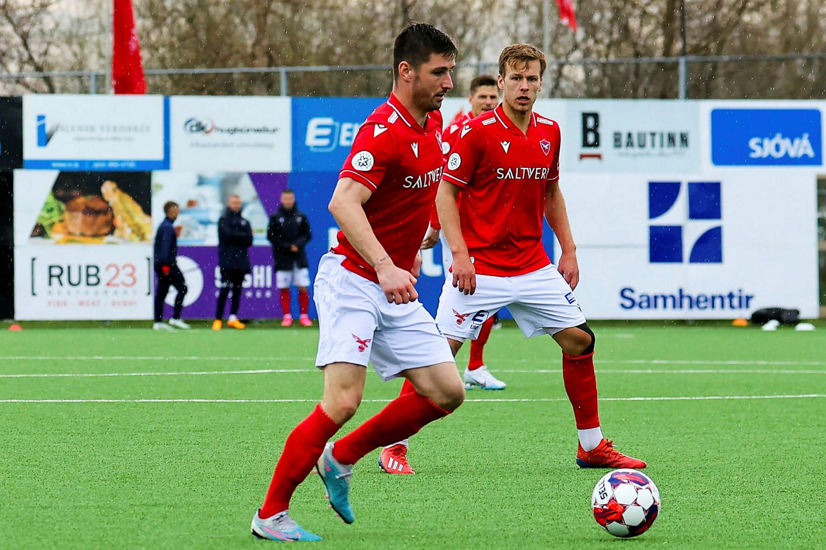 Kristinn Freyr Sigurðsson verður í banni í næsta leik Vals.