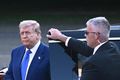 NATO Trump mætir hér til hátíðarkvöldverðar Hollandskonungs.