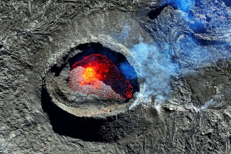 70 earthquakes have been detected in the magma conduit