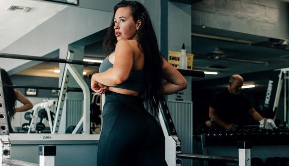 Það þarf enga „brazilian-buttlift“-aðgerð fyrir flottan bossa 