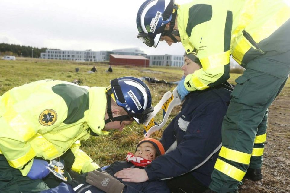 Flugslysaæfing á Reykjavíkurflugvelli