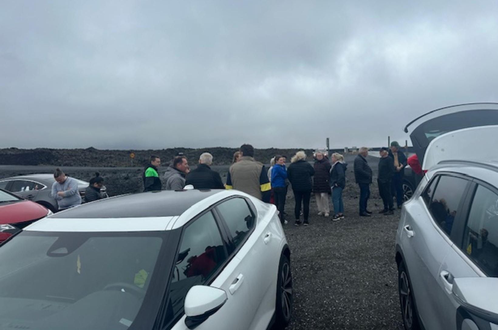 Lokuðu veginum að Bláa lóninu í mótmælaskyni