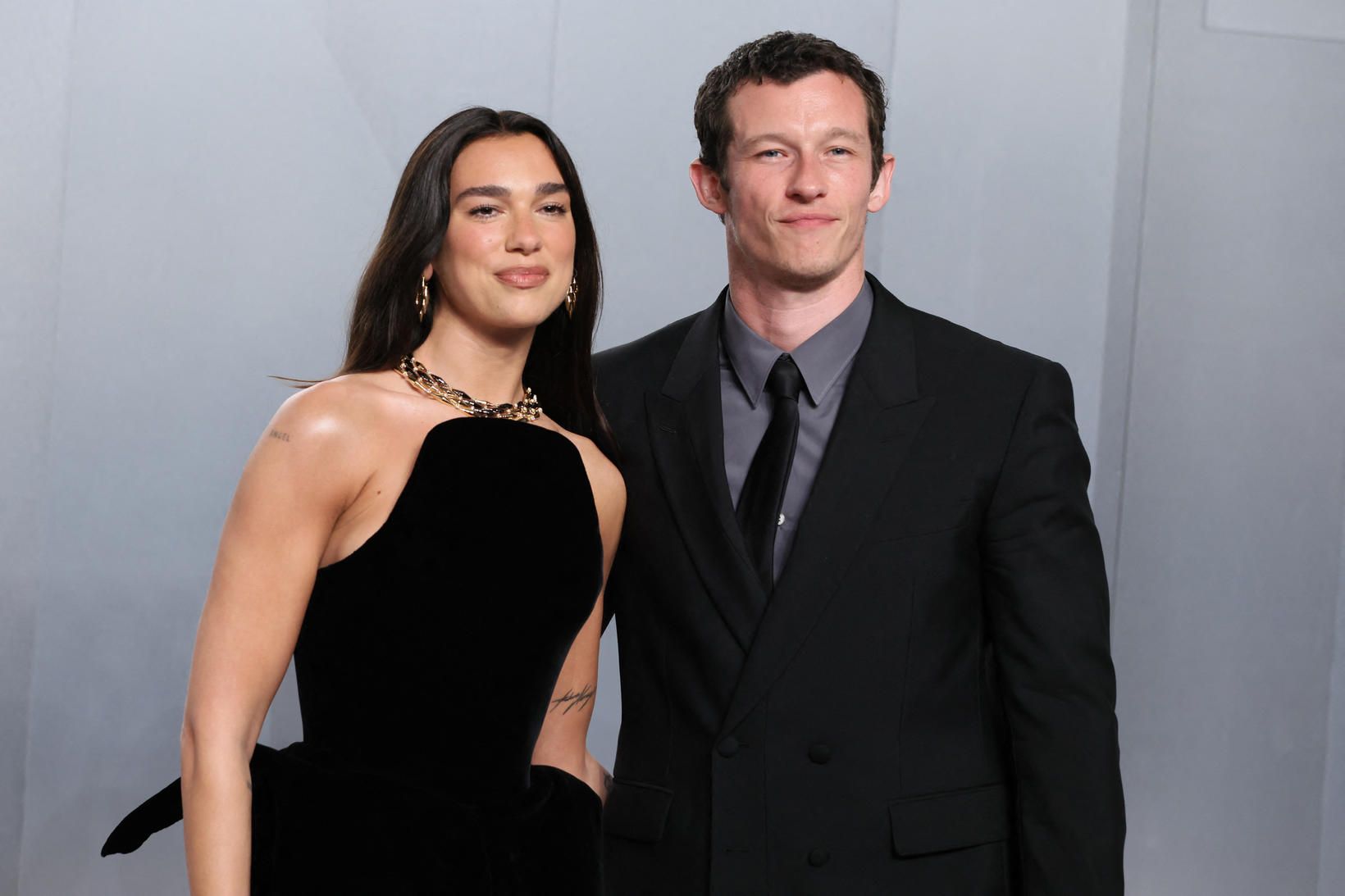 Dua Lipa og Callum Turner gengu í það heilaga