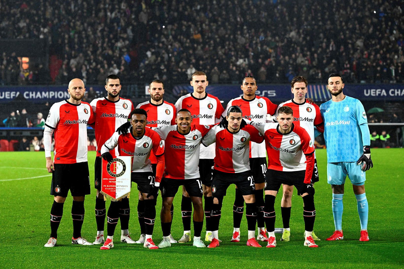 Feyenoord mætir Lille í Frakklandi í kvöld.