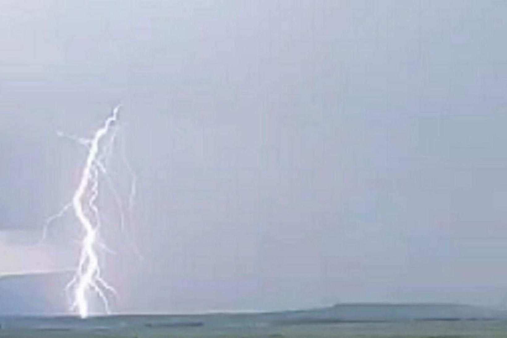 Með stærri þrumuveðrum sem komið hafa til landsins