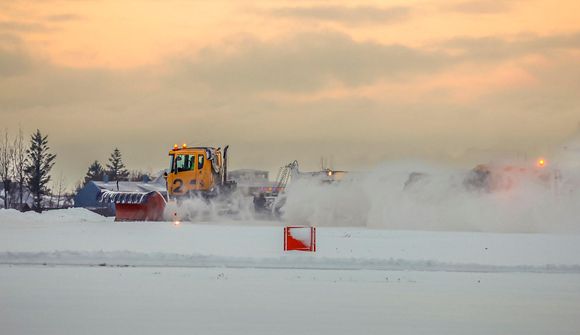 Öllu innanlandsflugi aflýst