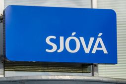 Sjóvá taldi fólkið hafa gert sér upp verki og að keyrt hefði verið viljandi á …