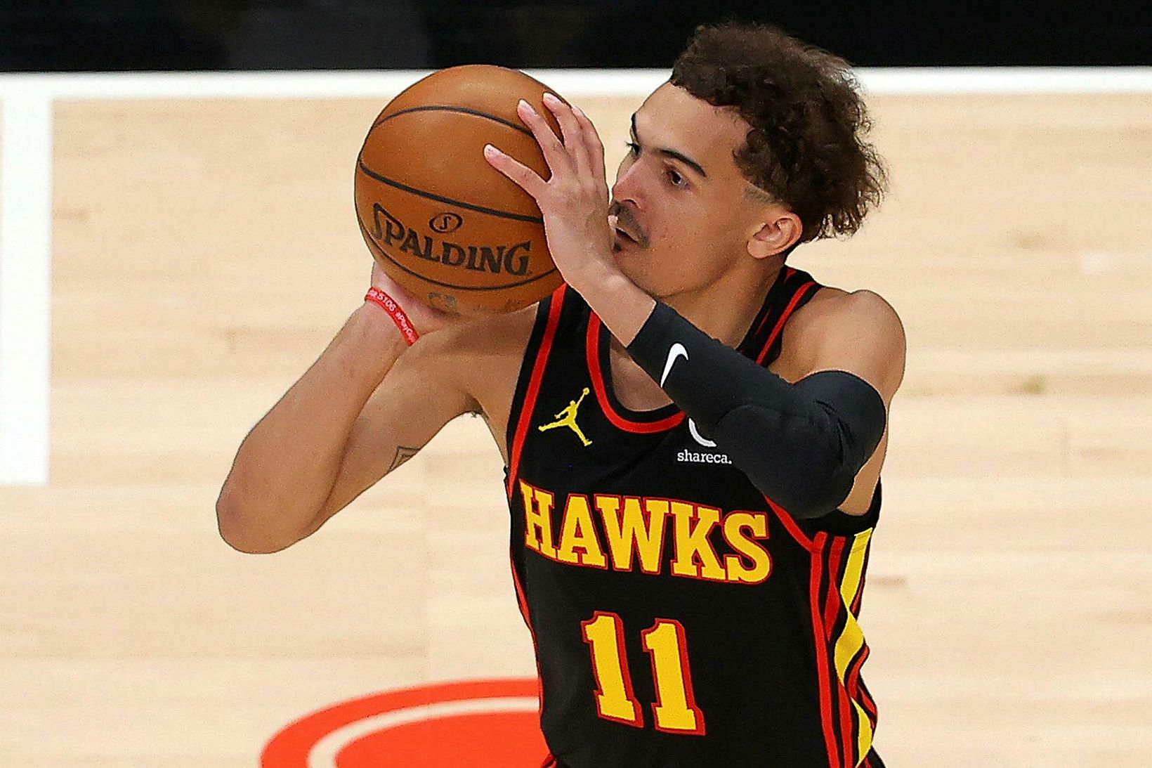 Trae Young tryggði Atlanta Hawks sigur gegn New York Knicks …