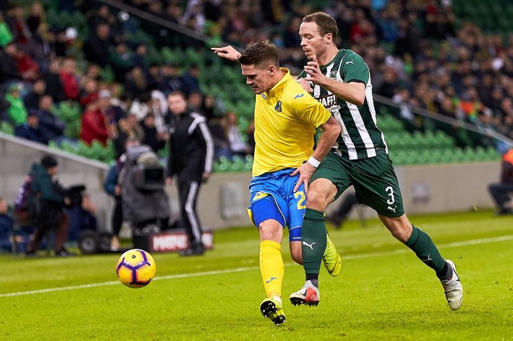 Viðar Örn Kjartansson í leik með Rostov.